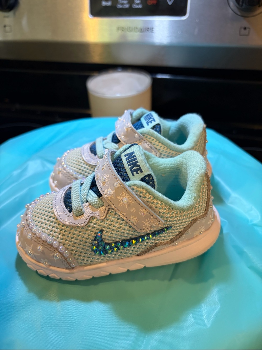 Nike Toddler Frozen Theme Custom Shoe